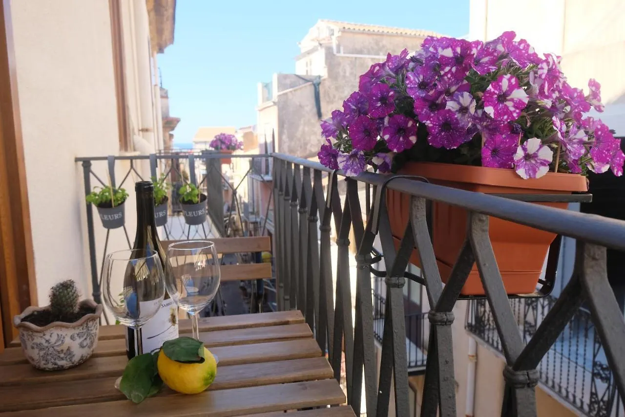 Duomo Apartments Cefalù Włochy