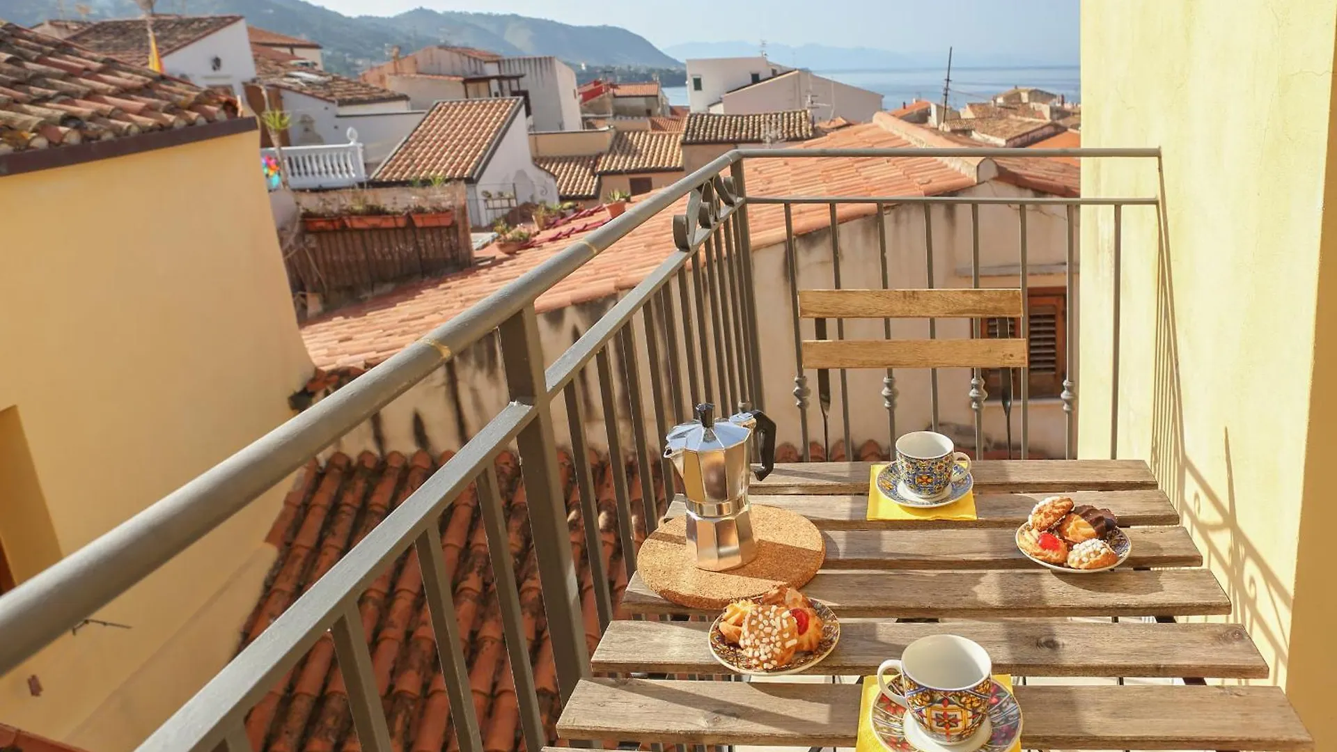 Duomo Apartments Cefalù Italien